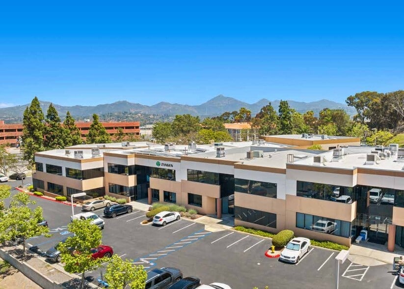 11415 W Bernardo Ct, San Diego, CA à vendre - Photo de l’immeuble – Image 2 sur 8