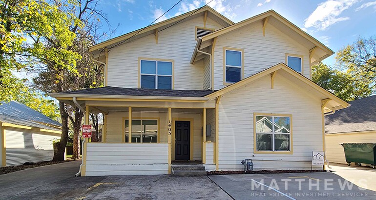 1401-1409 Moore St, Commerce, TX à vendre - Photo de l’immeuble – Image 3 sur 4
