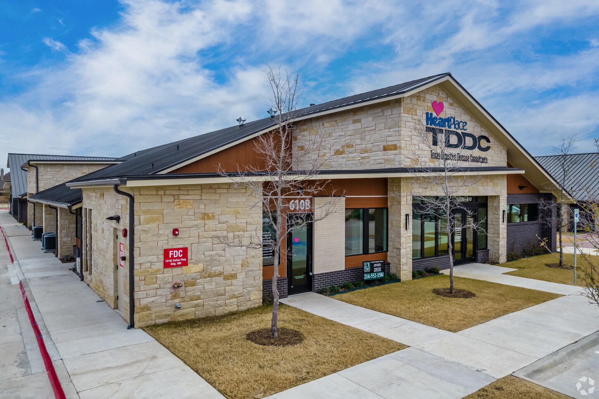 13192 DALLAS Pky, Frisco, TX à louer Photo principale– Image 1 sur 6