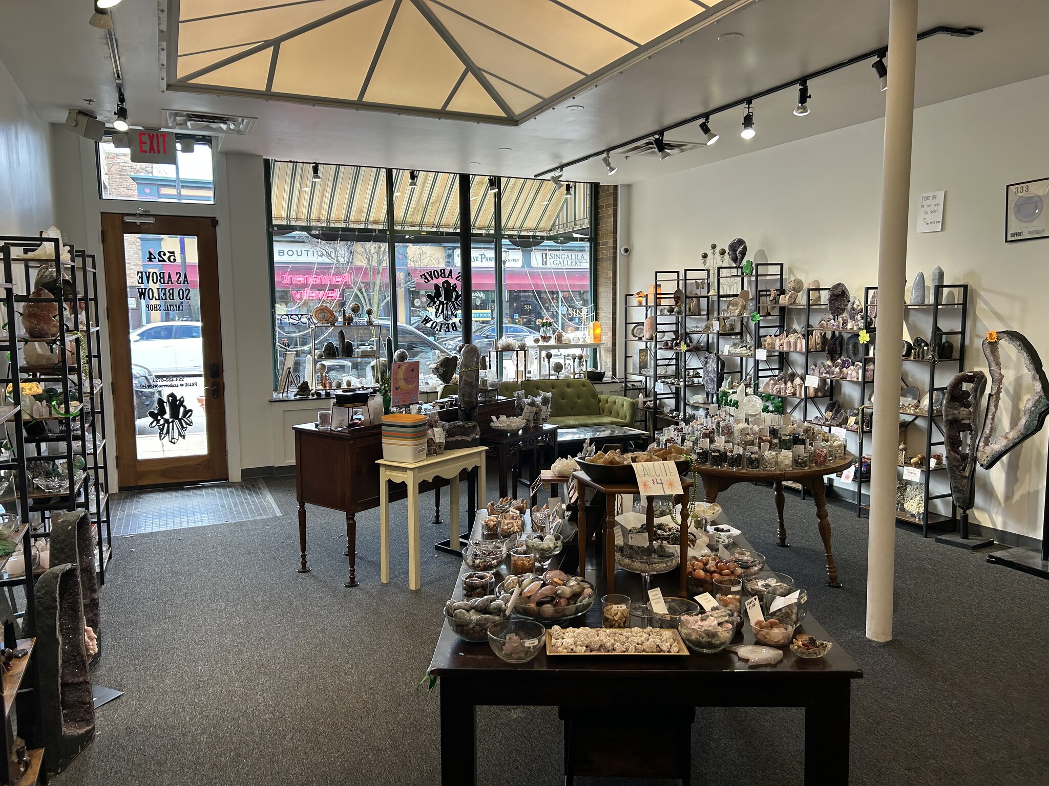 518-534 N Milwaukee Ave, Libertyville, IL à louer Photo intérieure– Image 1 sur 3