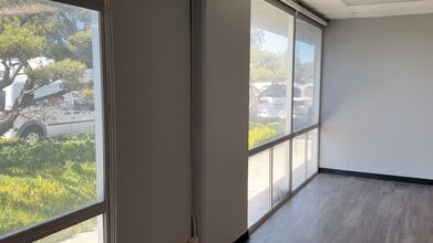 1550 Rollins Rd, Burlingame, CA à louer - Vidéo sur l’annonce professionnelle 