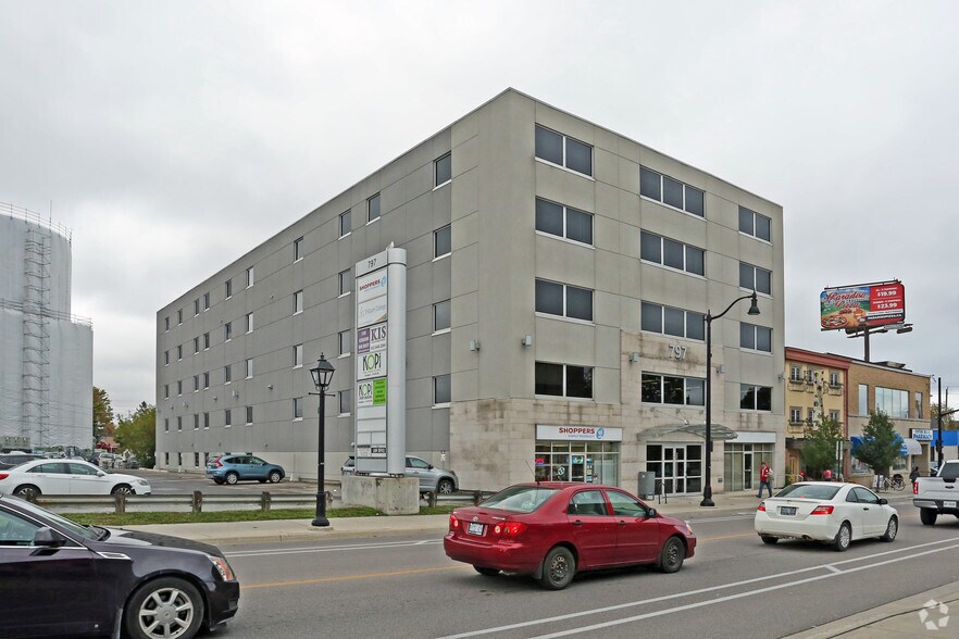 797 Princess St, Kingston, ON à louer - Photo principale – Image 1 sur 9