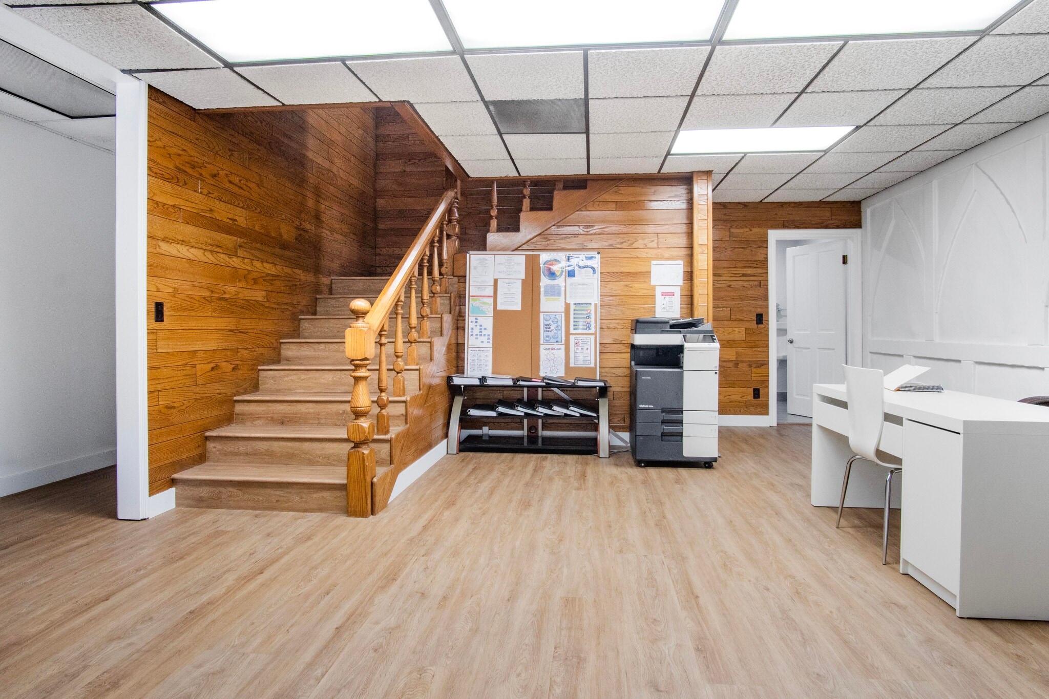 3099 N Lima St, Burbank, CA à louer Photo intérieure– Image 1 sur 5