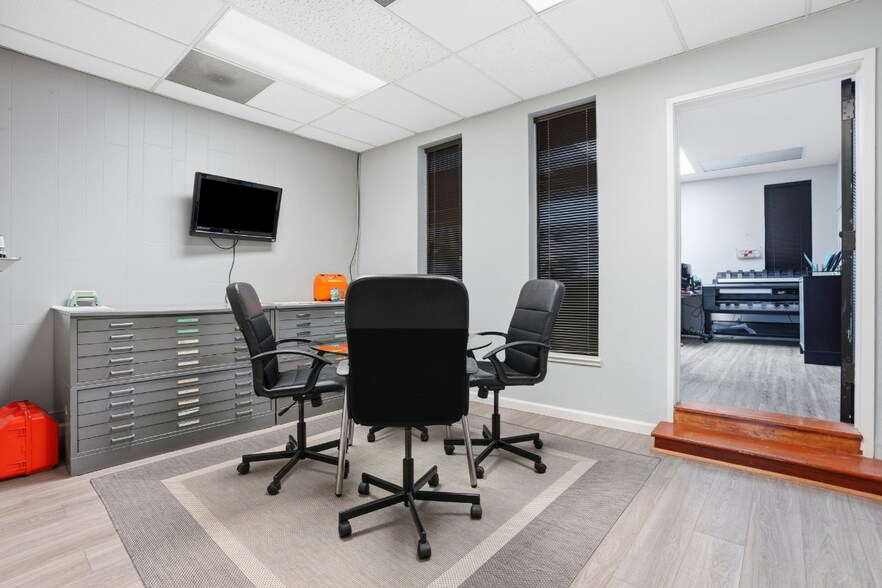 871-873 Woodside Way, San Mateo, CA à vendre - Photo de l’immeuble – Image 3 sur 8