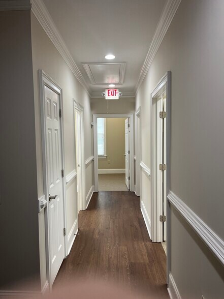 1621 N Roberts Rd, Kennesaw, GA à louer - Photo de l’immeuble – Image 3 sur 10