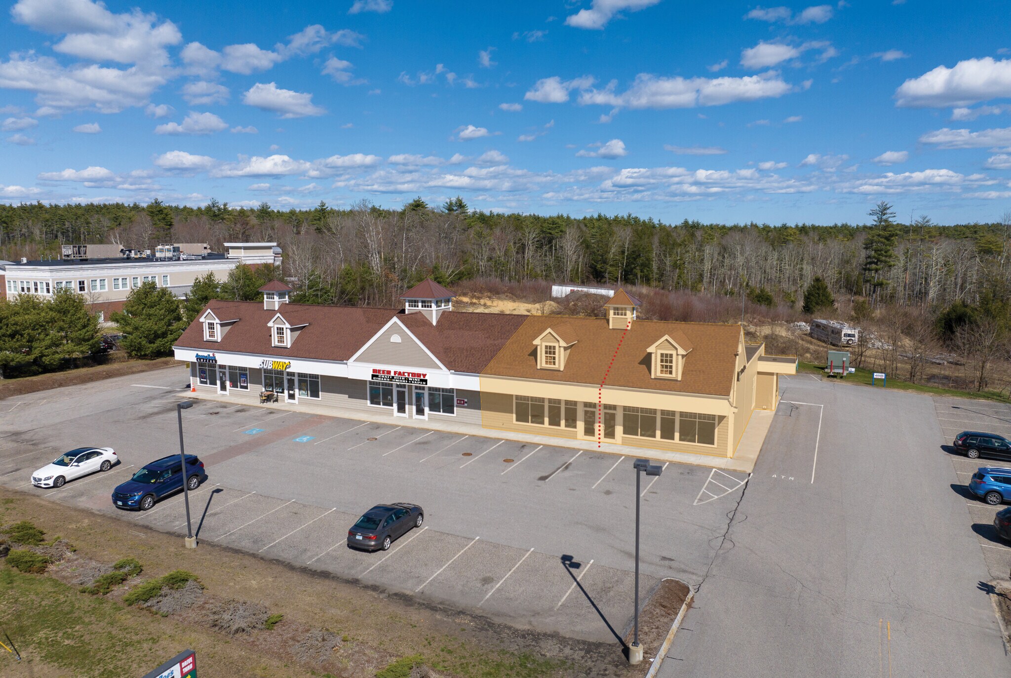 71 Calef Hwy, Lee, NH à louer Photo de l’immeuble– Image 1 sur 7