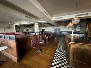 6 Waterfront, Brighton à louer Photo intérieure– Image 1 sur 3