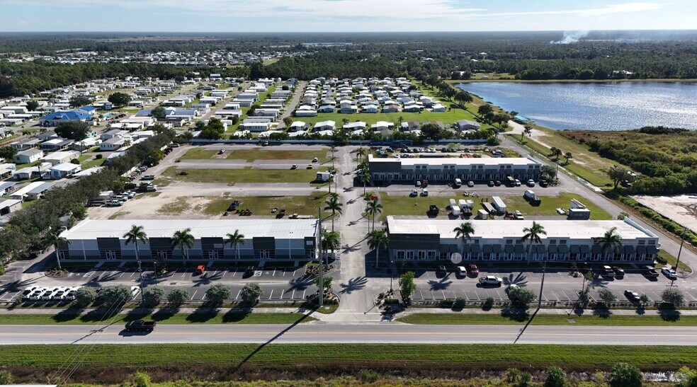 6650 Taylor Rd, Punta Gorda, FL à vendre - Photo de l’immeuble – Image 1 sur 14