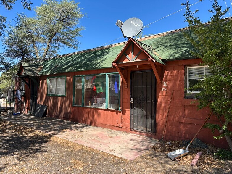 53208 E Oak Ln, Miami, AZ à vendre - Photo de l’immeuble – Image 3 sur 19