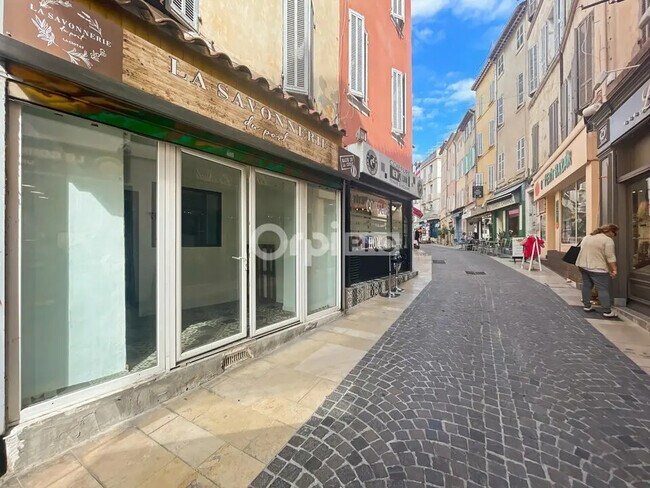 Plus de détails pour Bureau à louer