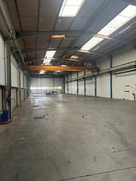 Local d’activités dans Béligneux à louer - Photo intérieure – Image 2 sur 10