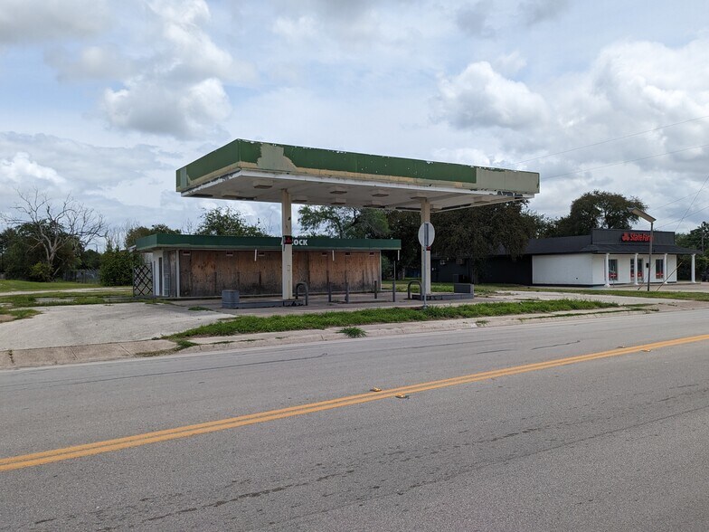 118 S Cameron St, Alice, TX à vendre - Photo de l’immeuble – Image 2 sur 5