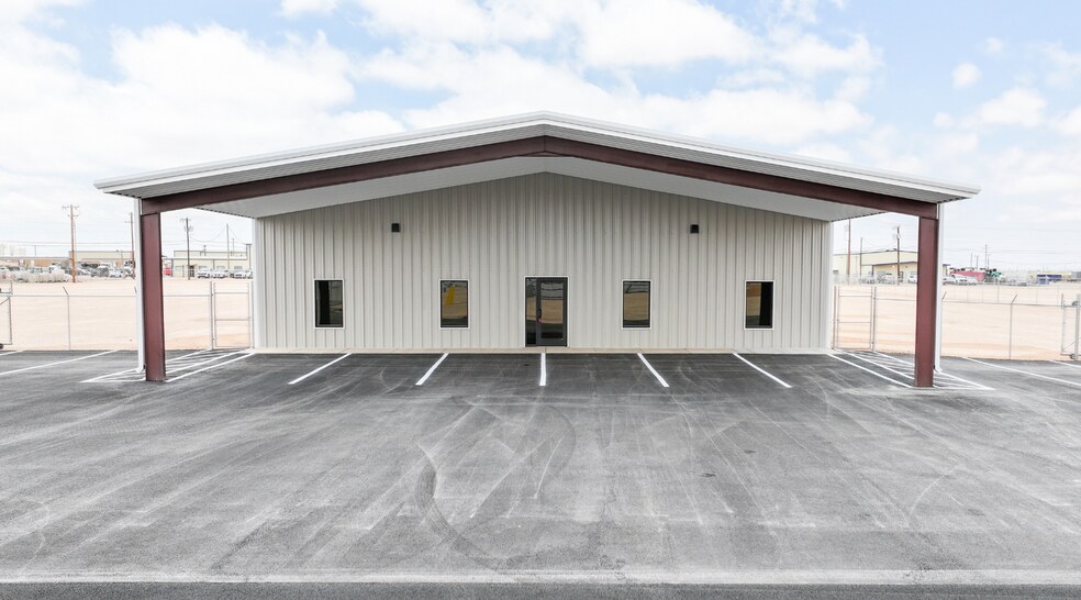 3001 County 1279 rd, Midland, TX à louer - Photo de l’immeuble – Image 3 sur 27