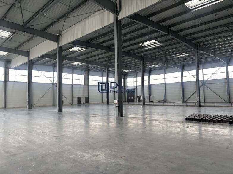 Industriel/Logistique dans Torcy à louer - Photo de l’immeuble – Image 2 sur 8