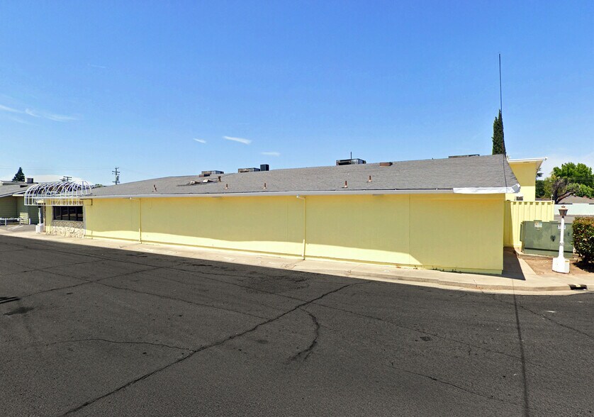 1001 Clark Ave, Yuba City, CA à louer - Photo de l’immeuble – Image 3 sur 10