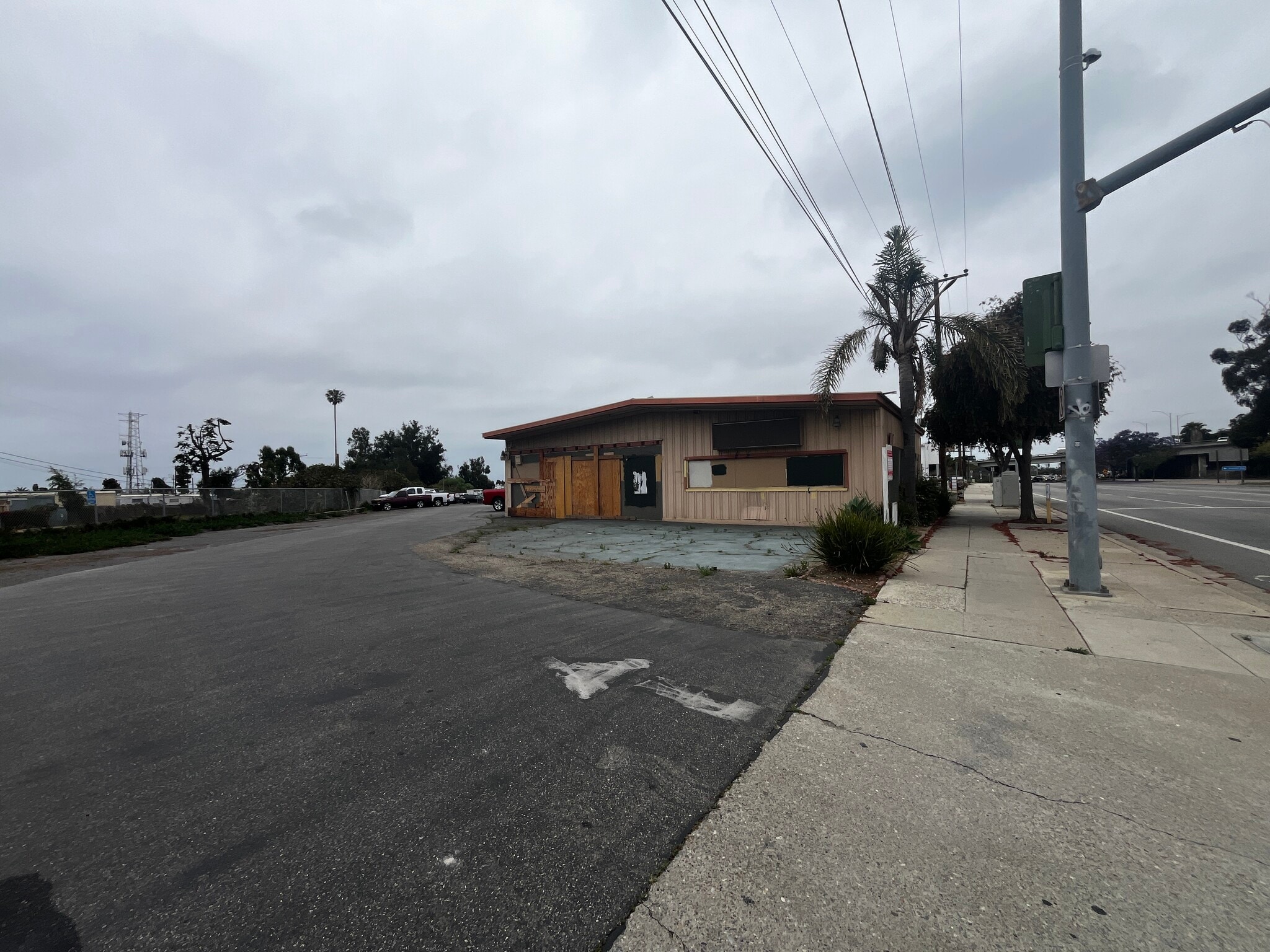 3860 E Main St, Ventura, CA à louer Photo intérieure– Image 1 sur 2