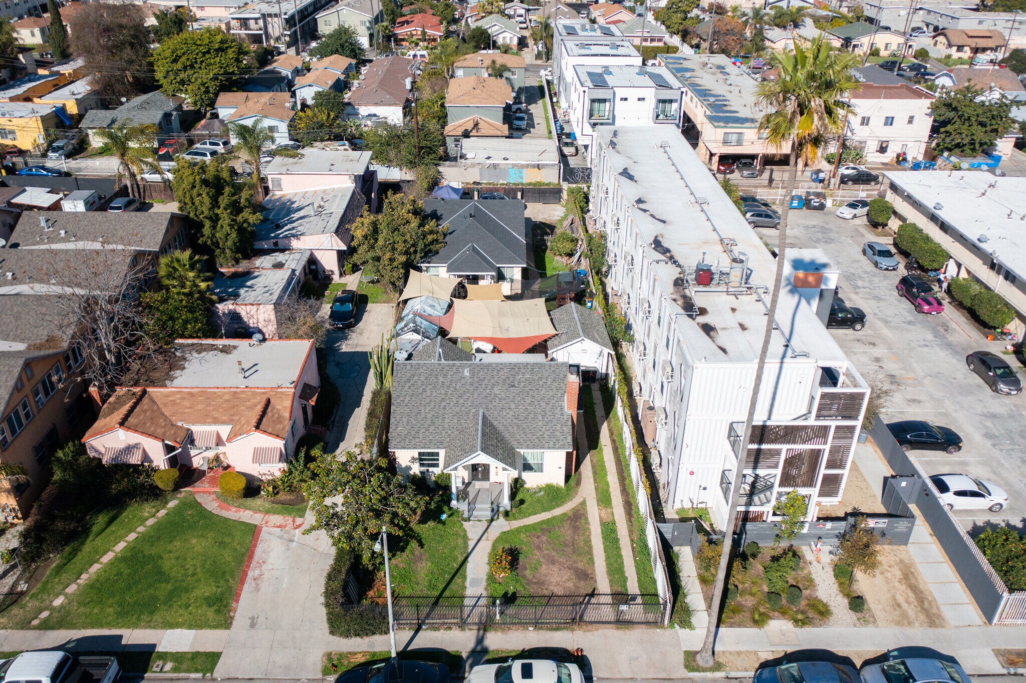 843 W 82nd St, Los Angeles, CA à vendre Photo principale– Image 1 sur 10