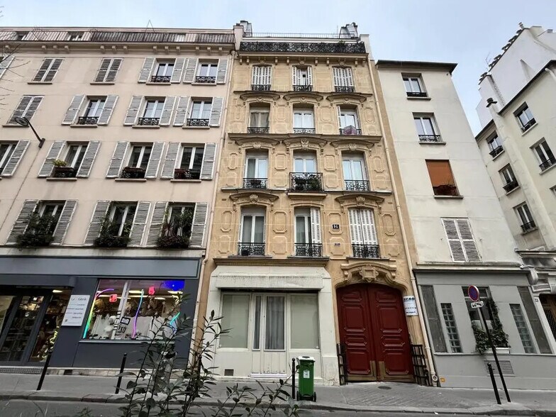 16 Rue De La Pierre Levée, Paris à louer - Photo de l’immeuble – Image 2 sur 7