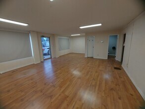 5912 54 Ave, Red Deer, AB à vendre Photo intérieure– Image 2 sur 15