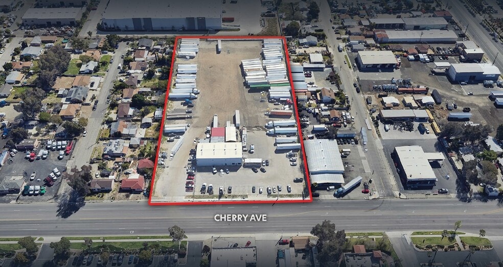 9979 Cherry Ave, Fontana, CA à louer - Aérien – Image 1 sur 1