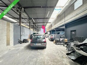 Bureau dans Porcheville à louer Photo de l’immeuble– Image 2 sur 6