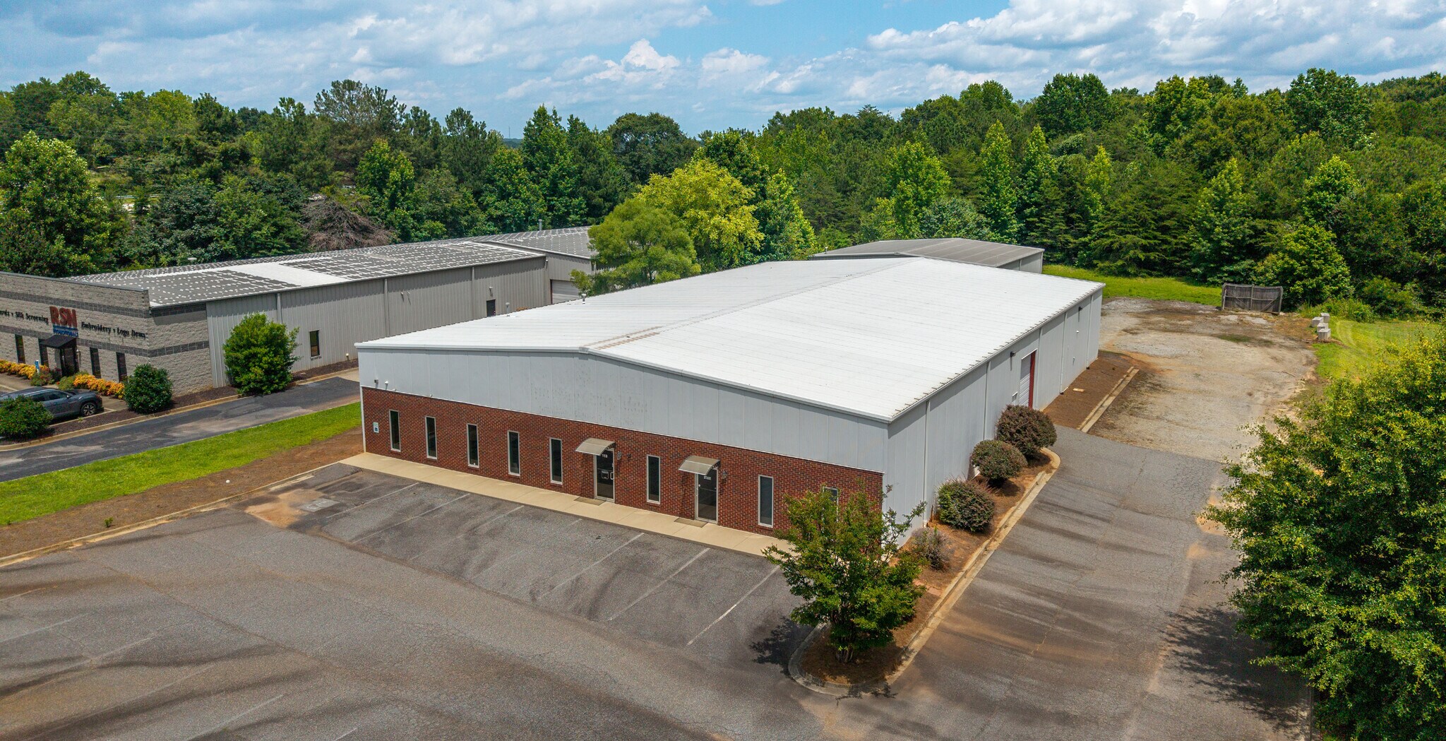 113 Ian Ct, Spartanburg, SC à louer Photo de l’immeuble– Image 1 sur 8
