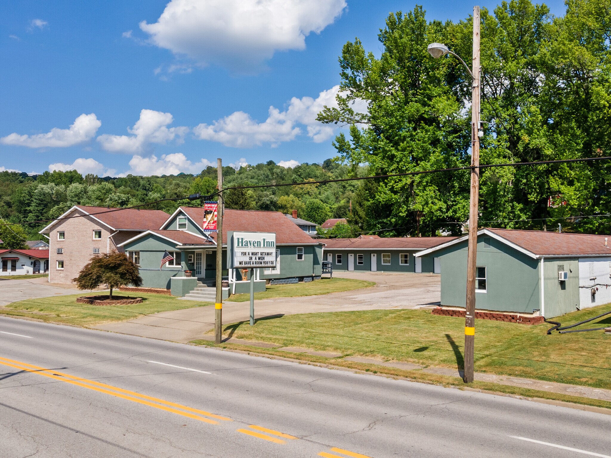 302 Wheeling Ave, Glen Dale, WV à vendre Photo principale– Image 1 sur 2