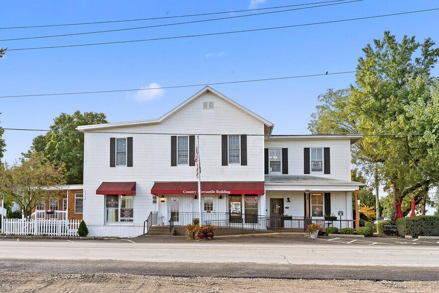 1550 Lewis Center Rd, Lewis Center, OH à vendre - Photo principale – Image 1 sur 64