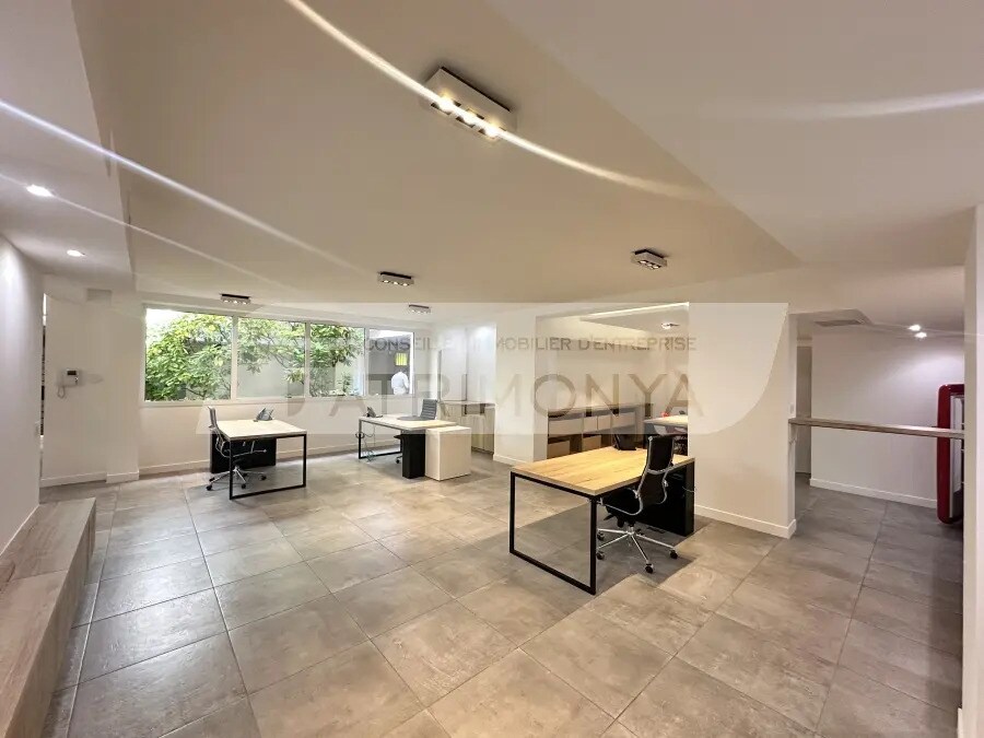 Bureau dans Marseille à louer Photo de l’immeuble– Image 1 sur 10