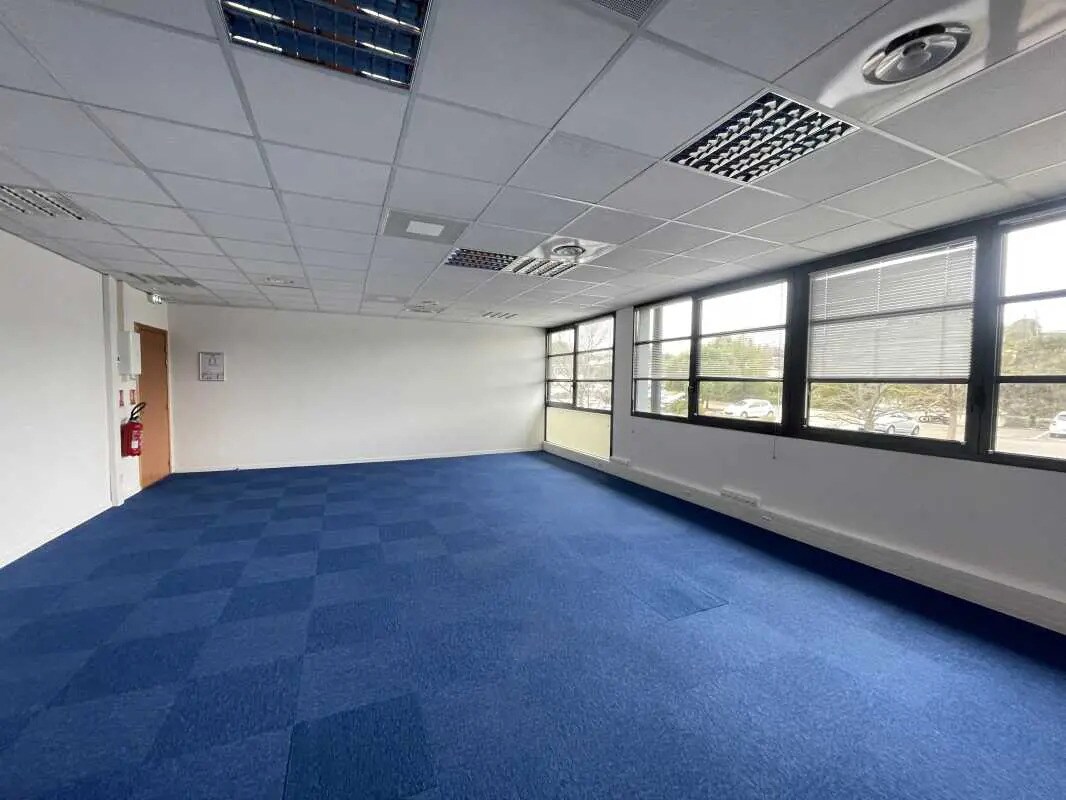 Bureau dans Aix-en-Provence à louer Photo intérieure– Image 1 sur 7