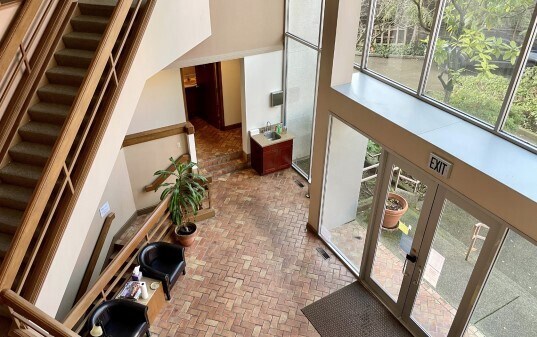 3301 Burke Ave N, Seattle, WA à louer - Hall d’entrée – Image 2 sur 6