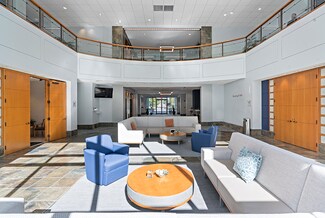 Plus de détails pour 5 Walnut Grove Dr, Horsham Township, PA - Bureau à louer