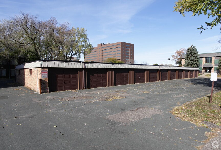 1436 Colorado Ave S, Saint Louis Park, MN à vendre - Photo de l’immeuble – Image 2 sur 2