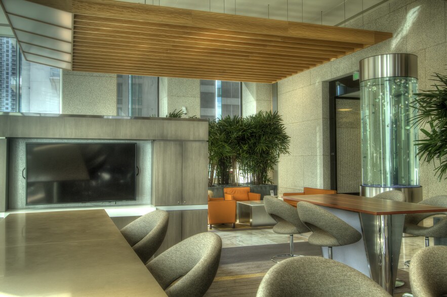 200 S Biscayne Blvd, Miami, FL à louer - Hall d’entrée – Image 2 sur 33