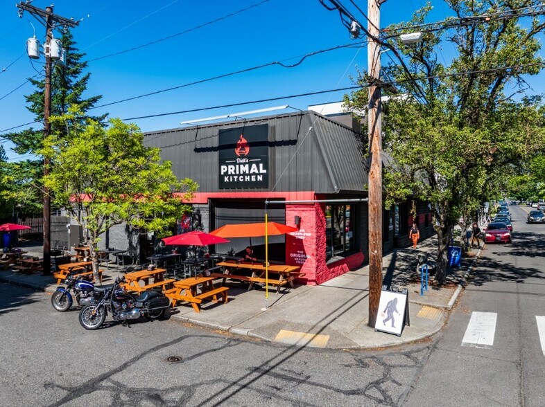 4905 SE Woodstock Blvd, Portland, OR à vendre - Photo de l’immeuble – Image 1 sur 22