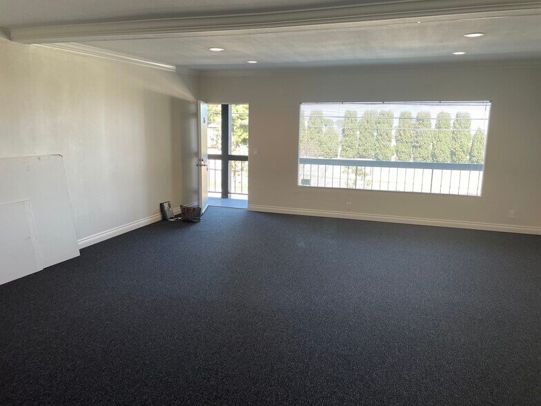 25660 Crenshaw Blvd, Torrance, CA à louer - Photo intérieure – Image 3 sur 9