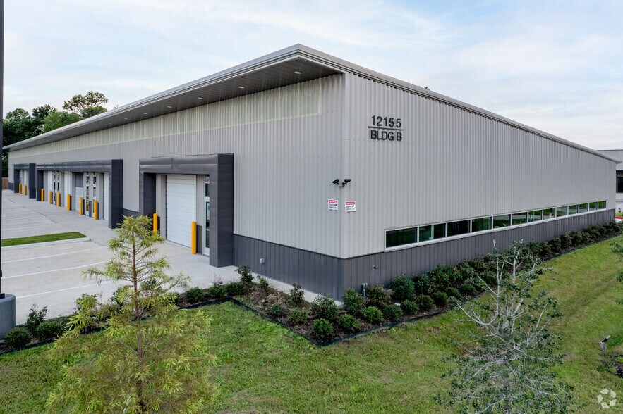12155 Cutten Rd, Houston, TX à louer - Photo principale – Image 1 sur 15