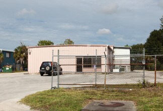Plus de détails pour 2909 E 62nd Ave, Bradenton, FL - Industriel/Logistique à louer