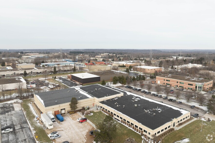 1959 Summit Commerce Park, Twinsburg, OH à vendre - Aérien – Image 3 sur 4