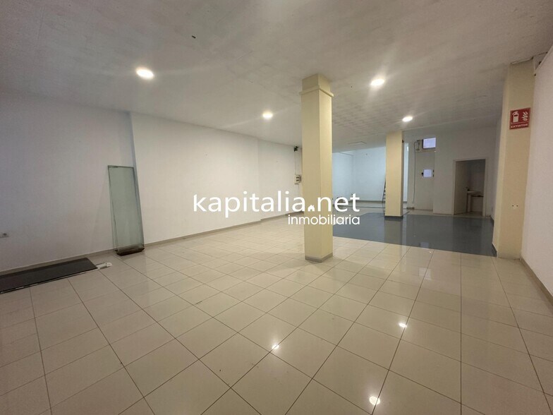 Local commercial dans Ontinyent, Valencia à vendre - Photo de l’immeuble – Image 3 sur 10