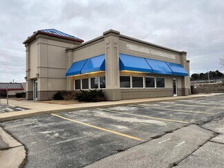 Plus de détails pour 8101 W Brown Deer Rd, Milwaukee, WI - Local commercial à louer