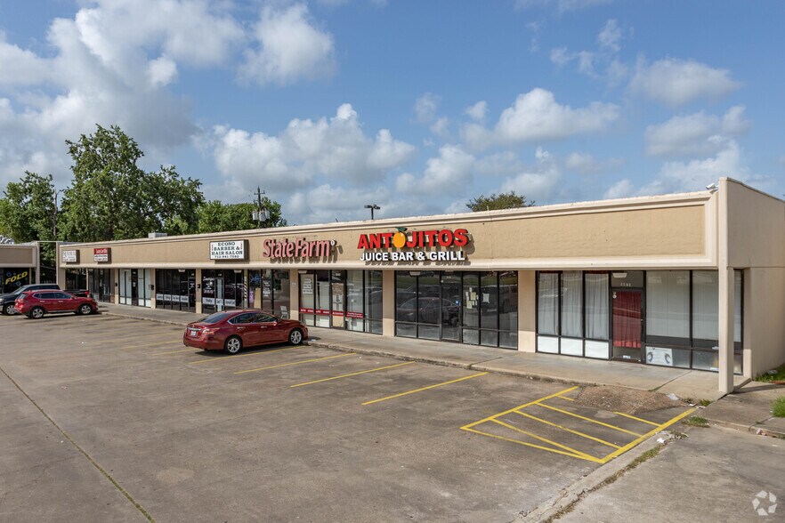 9820-9930 Windmill Lakes, Houston, TX à louer - Photo principale – Image 1 sur 4