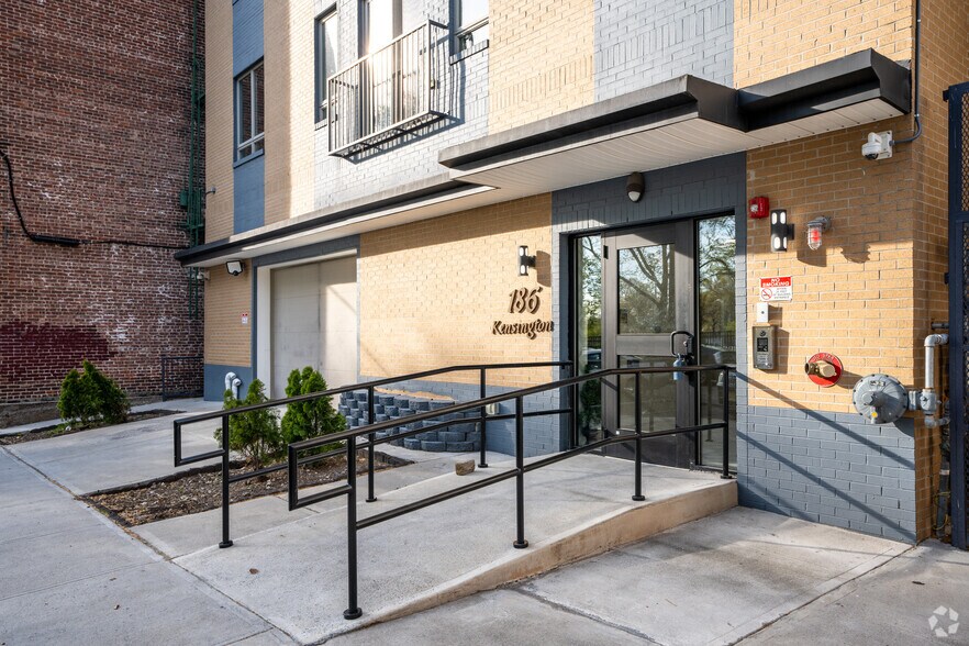 186-188 Kensington Ave, Jersey City, NJ à vendre - Photo de l’immeuble – Image 2 sur 22