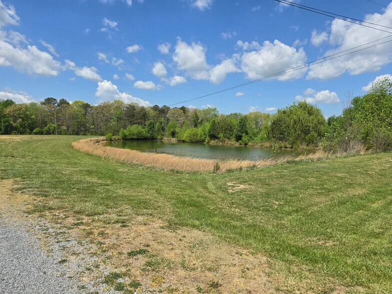13 Evergreen Cir, Dunlap, TN à vendre - Photo de l’immeuble – Image 2 sur 26