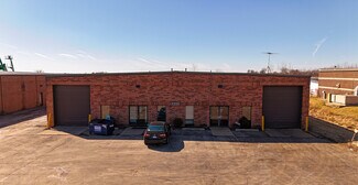 Plus de détails pour 640 N Heartland Dr, Sugar Grove, IL - Industriel/Logistique à vendre