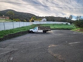 Olde Hwy 80 - Terrain