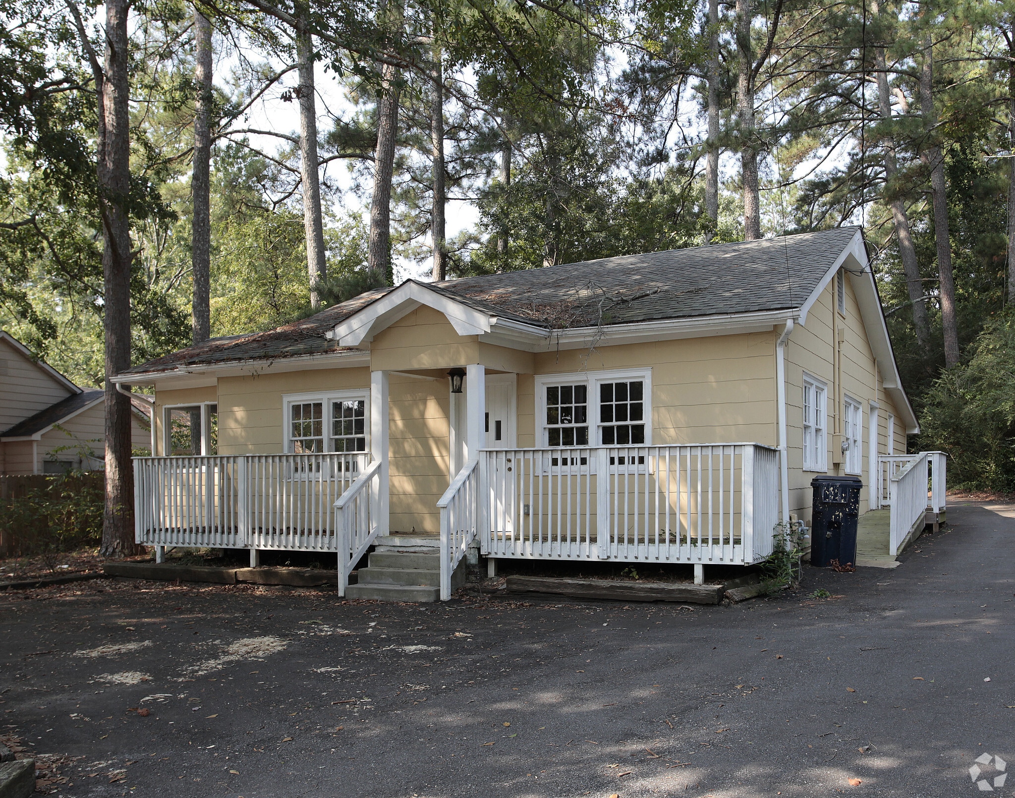 328 N Main St, Alpharetta, GA à vendre Photo principale– Image 1 sur 6