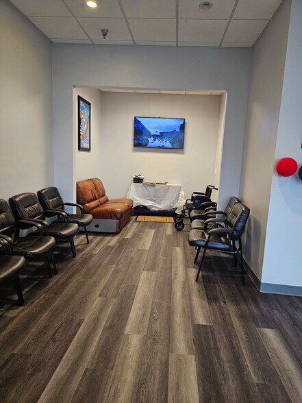 121 Tom Hill Sr Blvd, Macon-Bibb, GA à louer - Photo intérieure – Image 3 sur 8