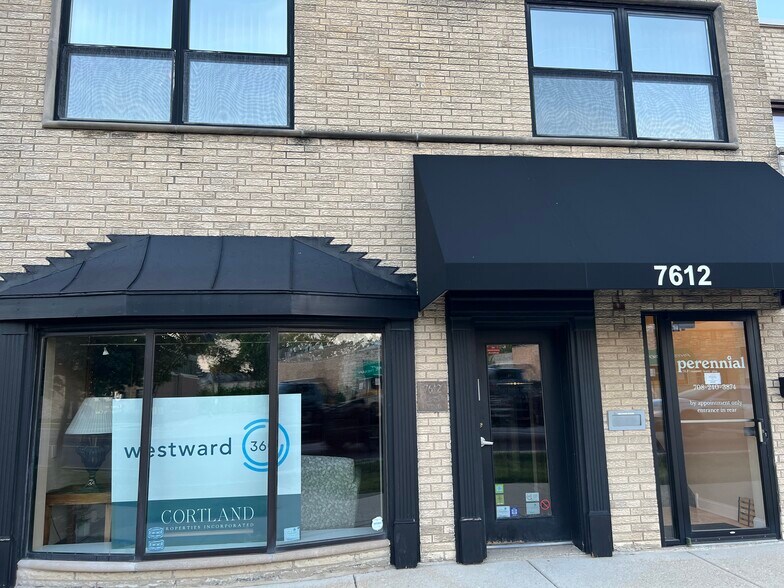7612 W North Ave, Elmwood Park, IL à louer - Photo de l’immeuble – Image 1 sur 17
