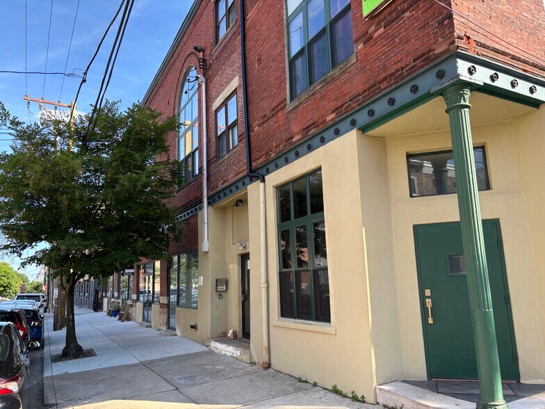 3426 Conrad St, Philadelphia, PA à louer - Photo de l’immeuble – Image 1 sur 5